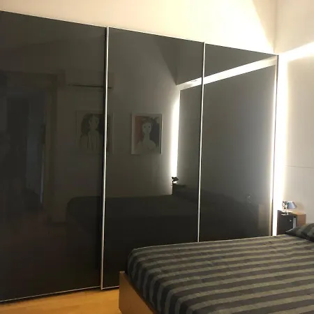 Atico De Diseno Con Terraza En El Centro De Apartment