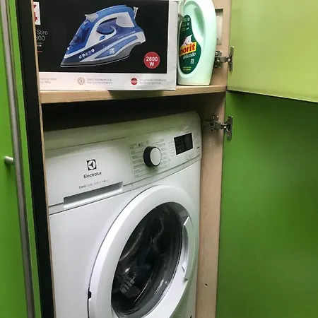 Atico De Diseno Con Terraza En El Centro De *