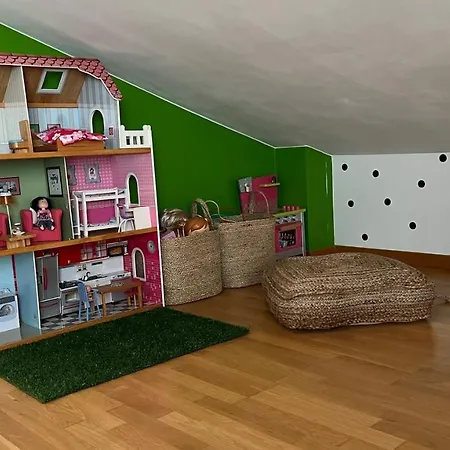 Apartment Atico De Diseno Con Terraza En El Centro De Olot